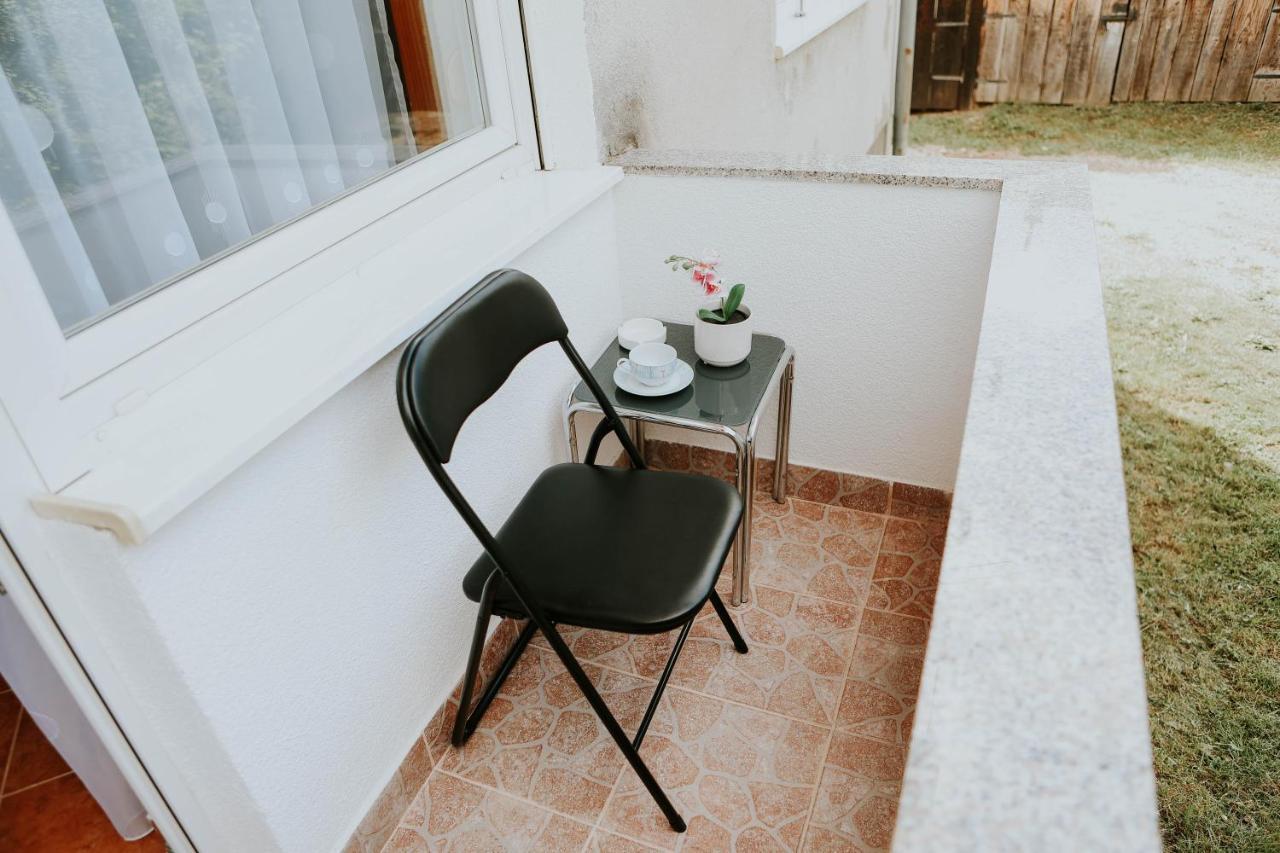 I&T Apartman Gospić 外观 照片